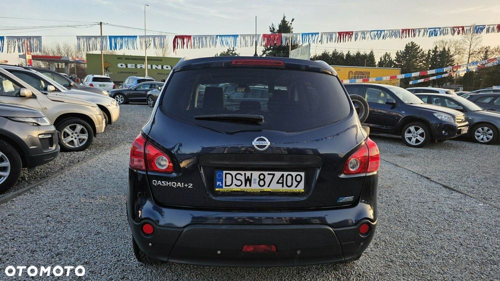 Nissan Qashqai+2 - 13