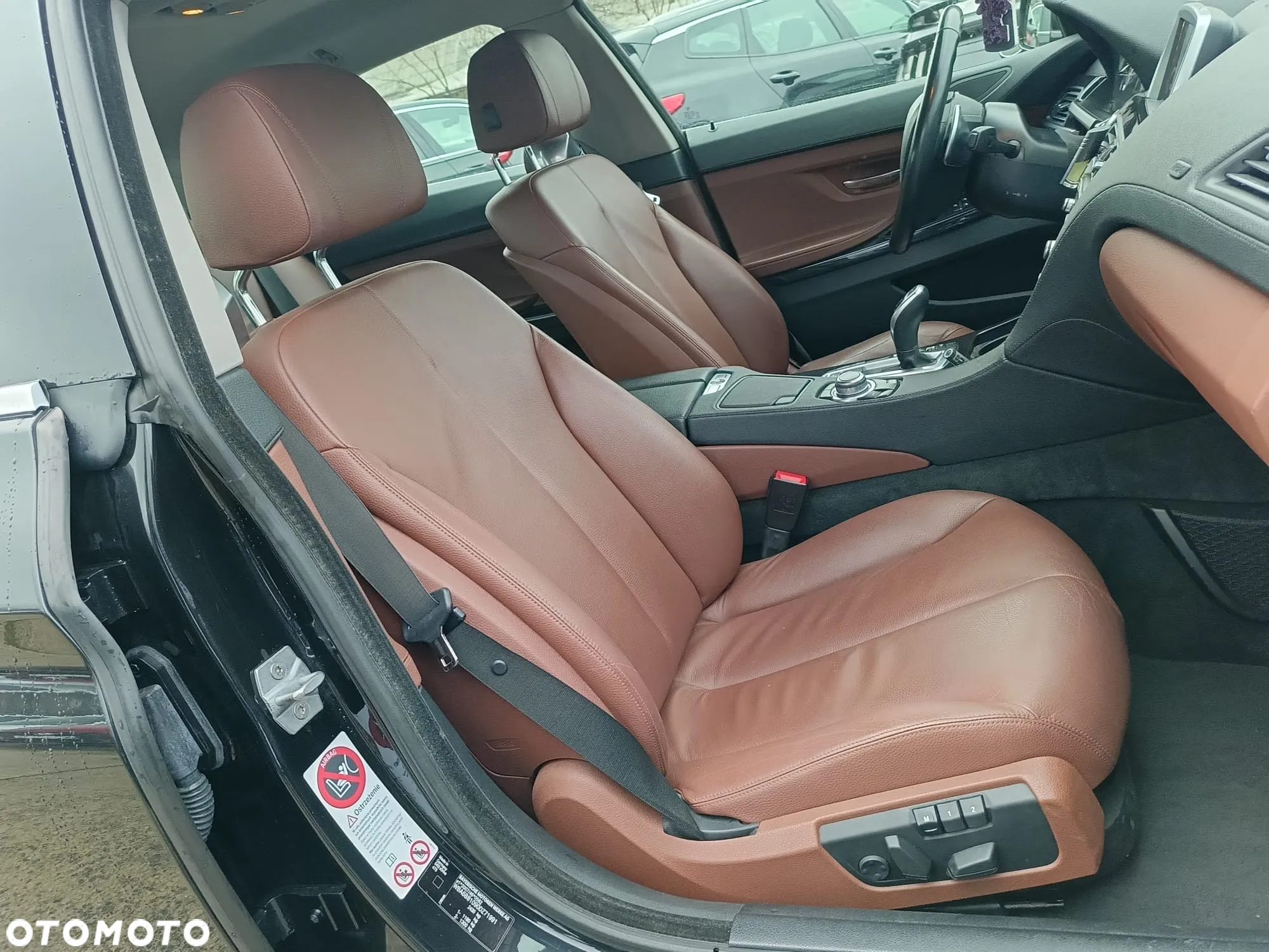 BMW Seria 6 640i xDrive - 24
