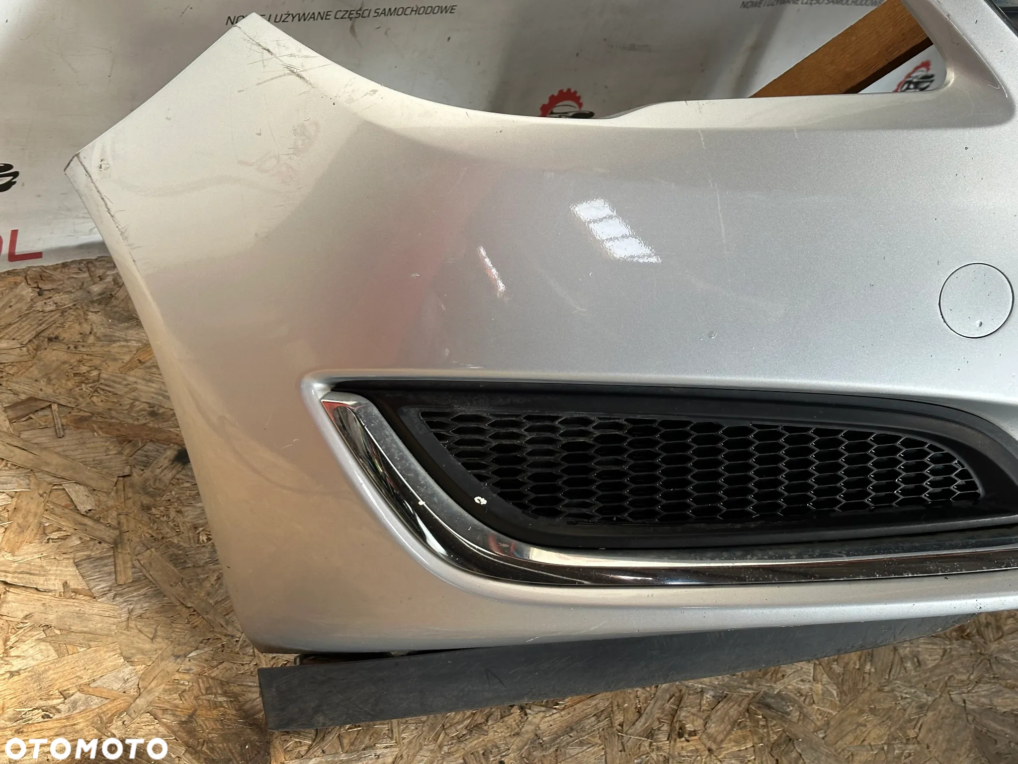 ZDERZAK PRZEDNI OPEL INSIGNIA A  LIFT  Z176  żaluzja - 2