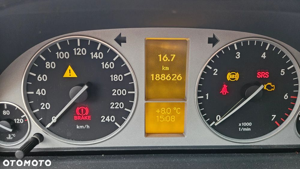 Mercedes-Benz Klasa B 200 - 13