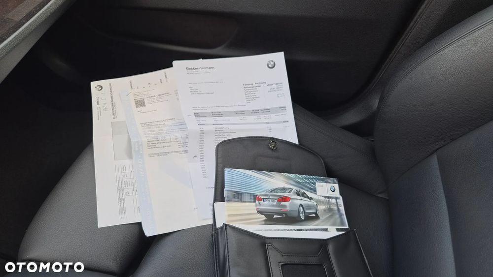 BMW Seria 5 520d - 37