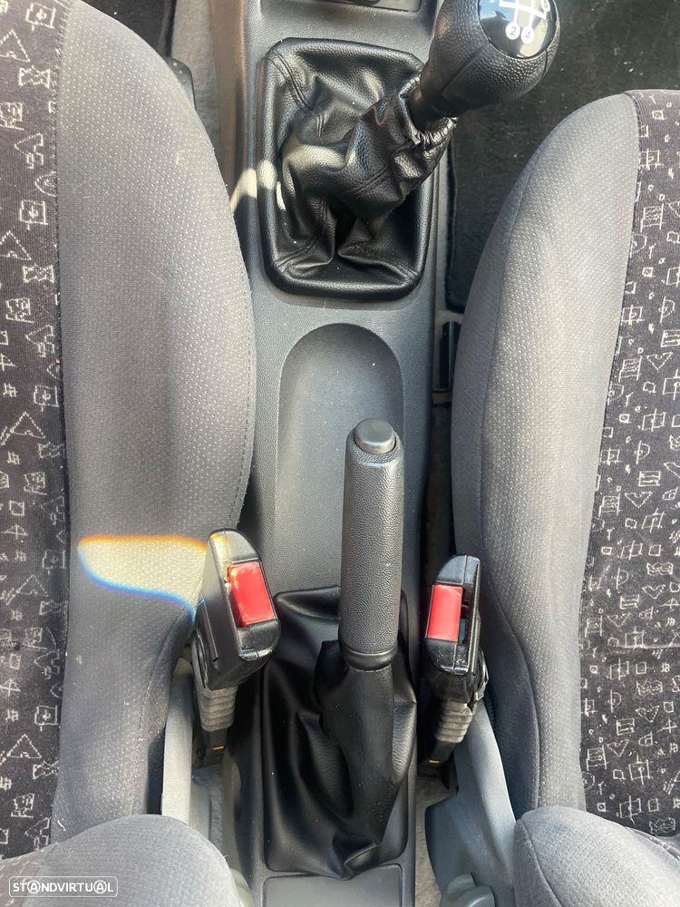 Opel Corsa 1.7 DTi 16V Elegance - 9