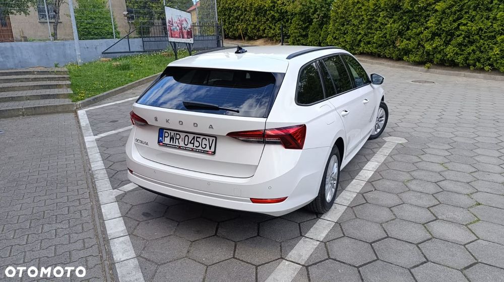 Skoda Octavia 2.0 TDI Edition - 5