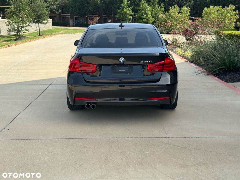 BMW Seria 3 330i M Sport Shadow - 5