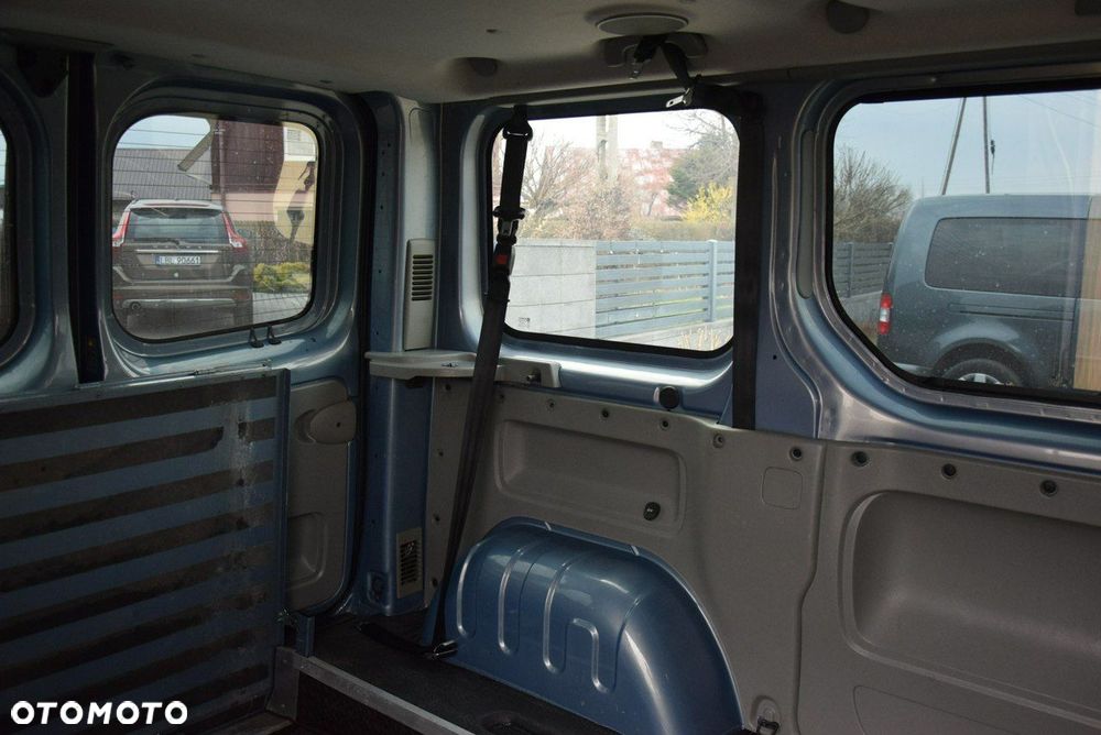 Opel Vivaro - 29