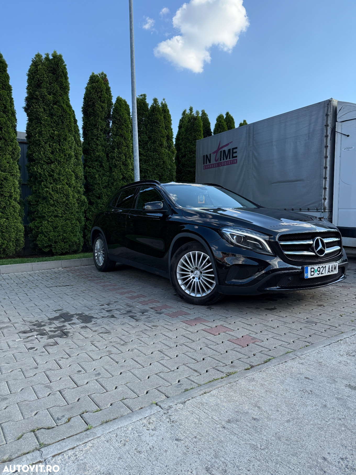 Mercedes-Benz GLA 200 CDI 4MATIC Aut. - 2