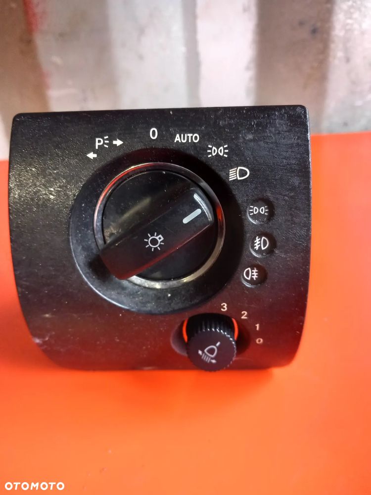 Przełacznik swiateł ML W164