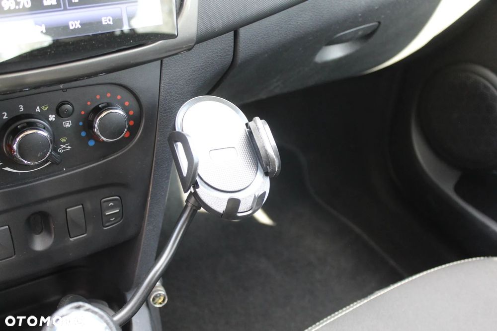Dacia Logan 1.2 16V Ambiance - 29