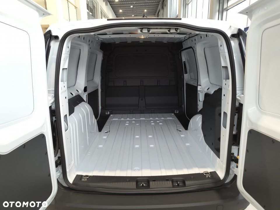 Ford Transit Connect - 8