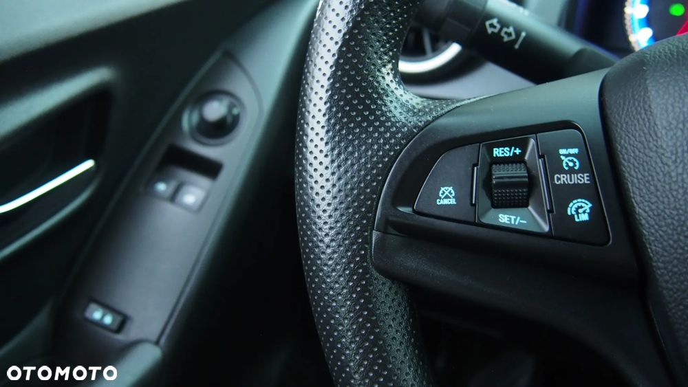 Chevrolet Trax 1.6 LS - 13
