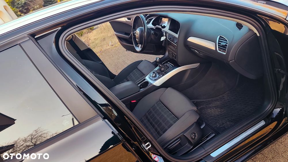 Audi A4 Avant 3.0 TDI DPF quattro Attraction - 35