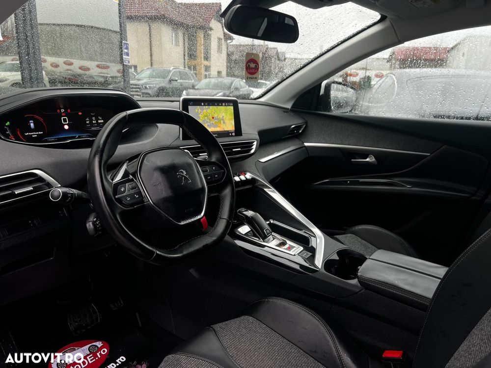 Peugeot 3008 - 5