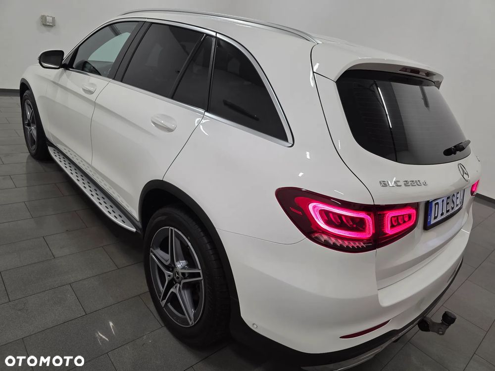Mercedes-Benz GLC 220 d 4Matic 9G-TRONIC AMG Line Plus - 5