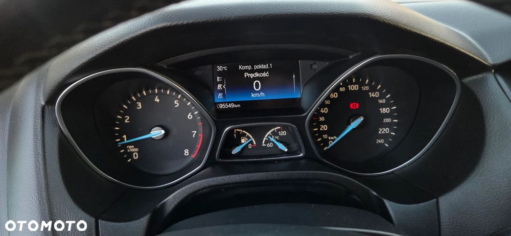 Ford Focus - 25