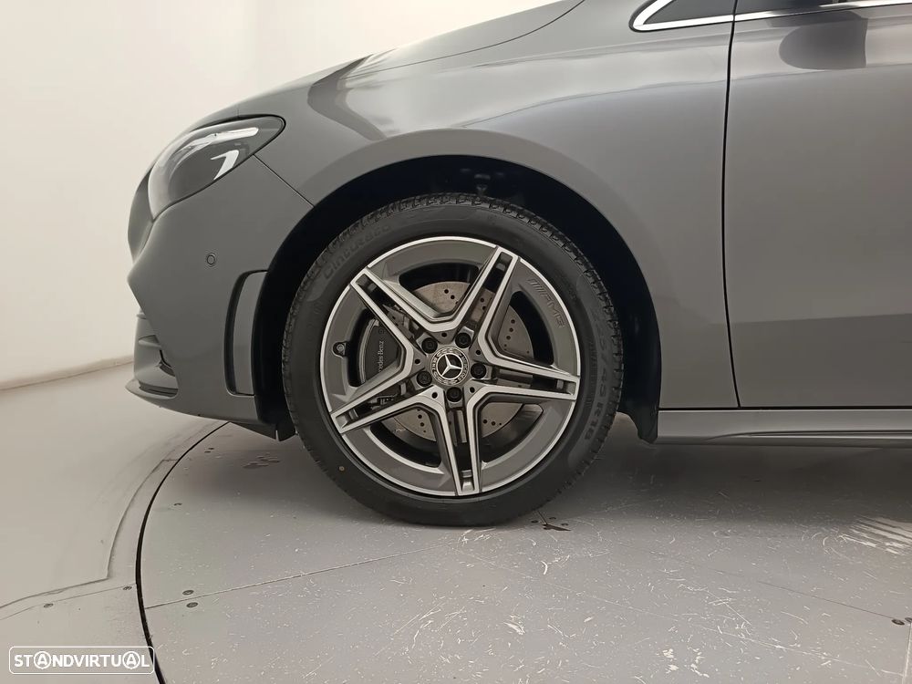 Mercedes-Benz B 250 e AMG Line - 17