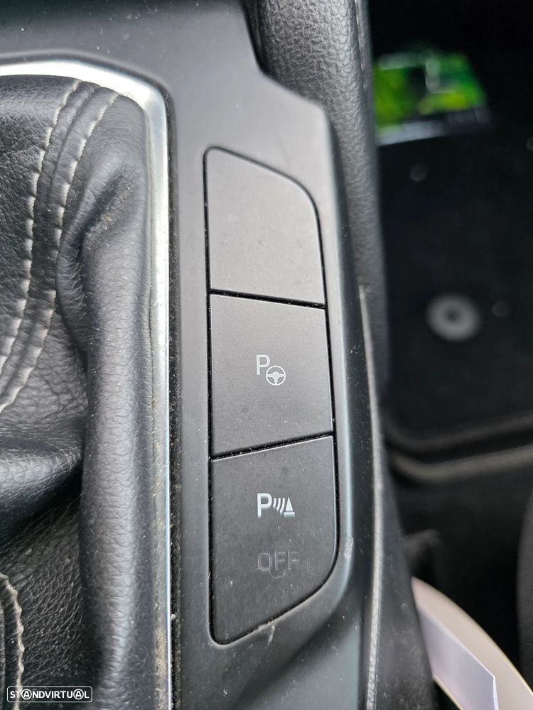 Ford Focus C-Max - 12