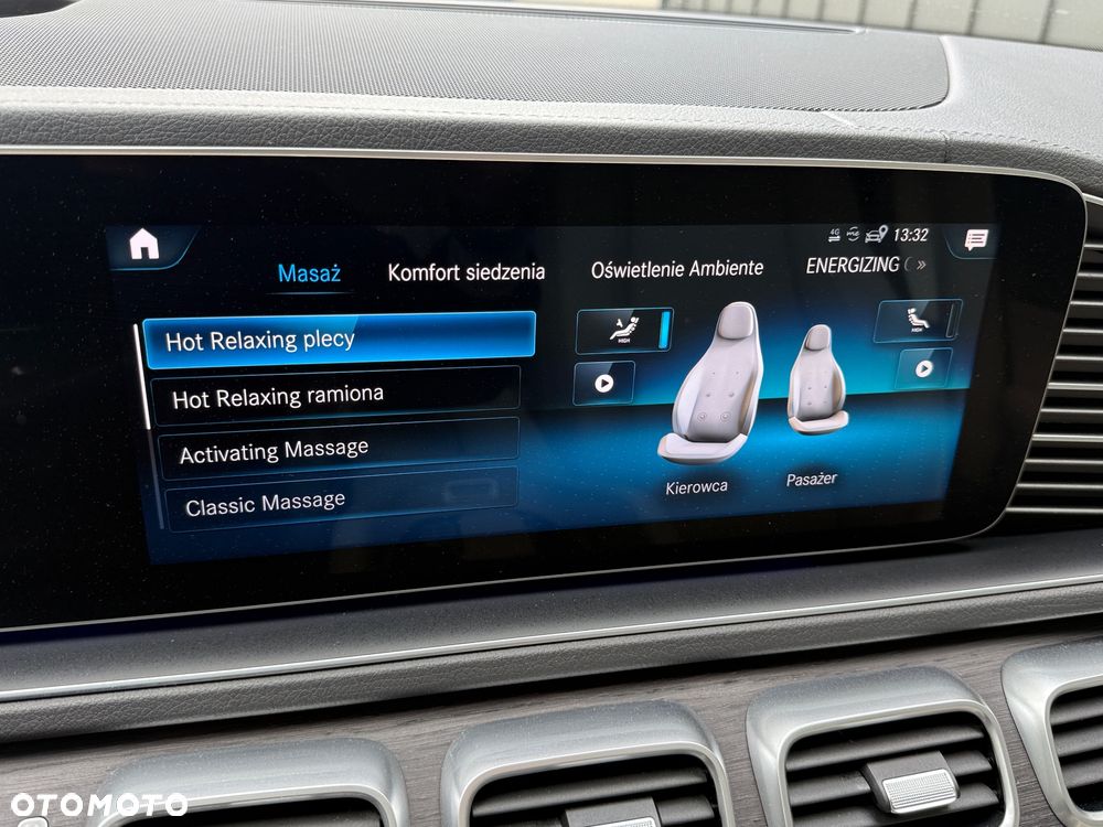 Mercedes-Benz GLS - 29