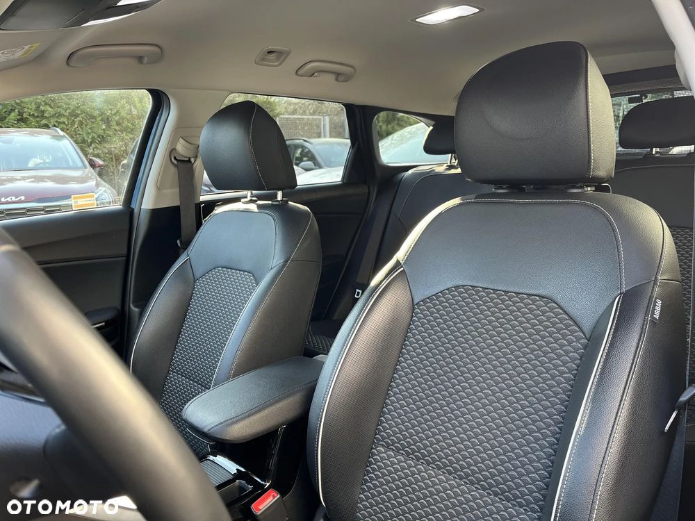 Kia Ceed 1.5 T-GDI L - 11