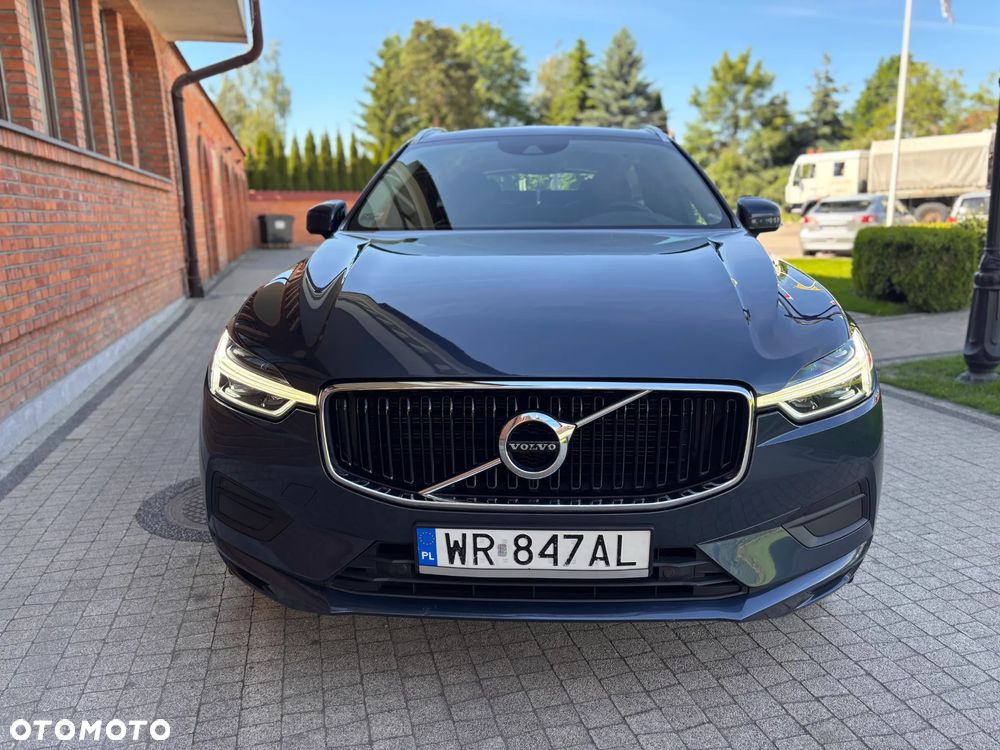 Volvo XC 60 D4 AWD Momentum - 2