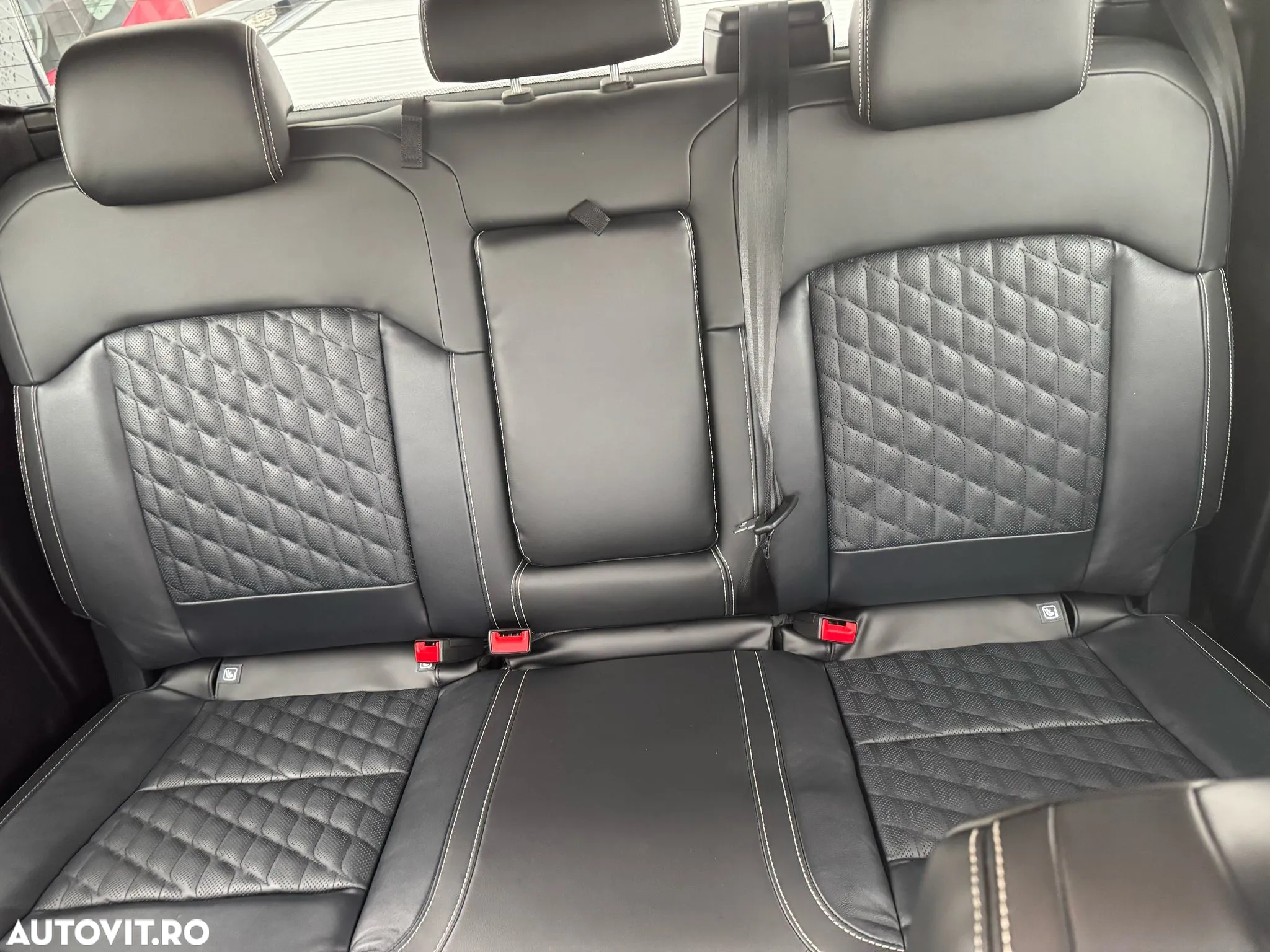 Ford Ranger Pick-Up 3.0 TD 240 CP 10AT 4x4 Double Cab Platinum - 17