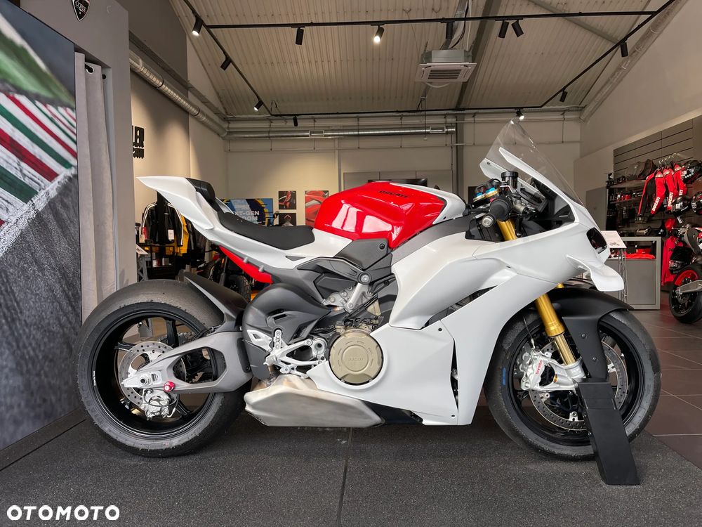 Ducati Panigale V4 - 2