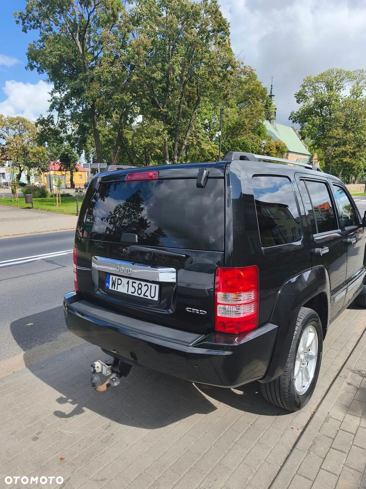 Jeep Cherokee - 12