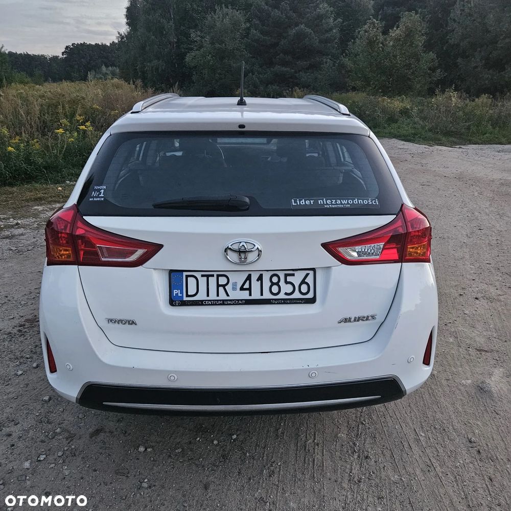 Toyota Auris 1.33 VVT-i Premium Comfort - 13