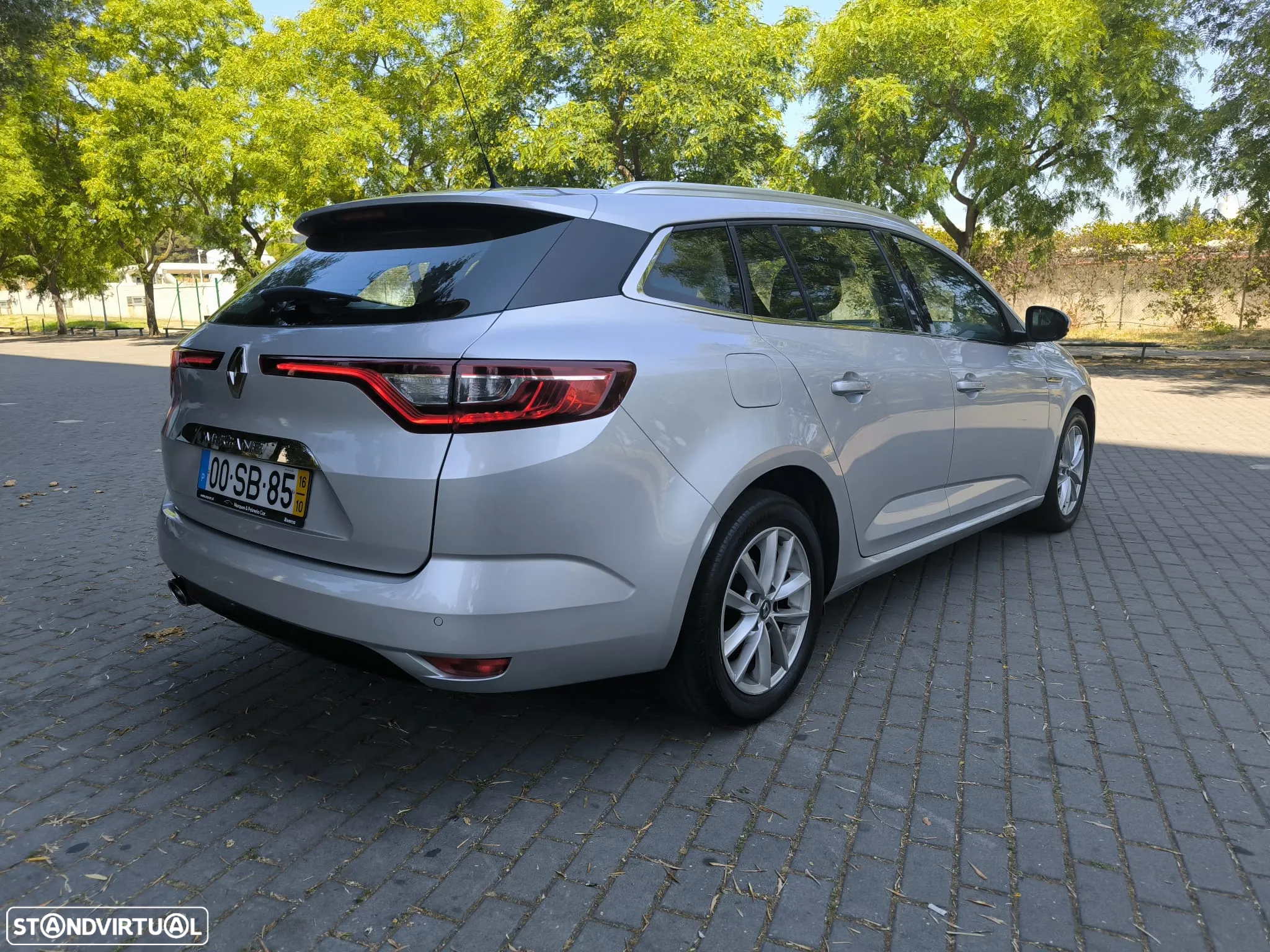 Renault Mégane Sport Tourer 1.5 dCi Intens - 2