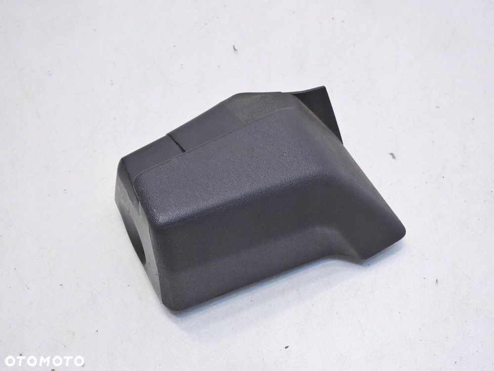 OSŁONA PASA BEZPIECZEŃSTWA PRAWY TYŁ VOLVO V70 III - 6