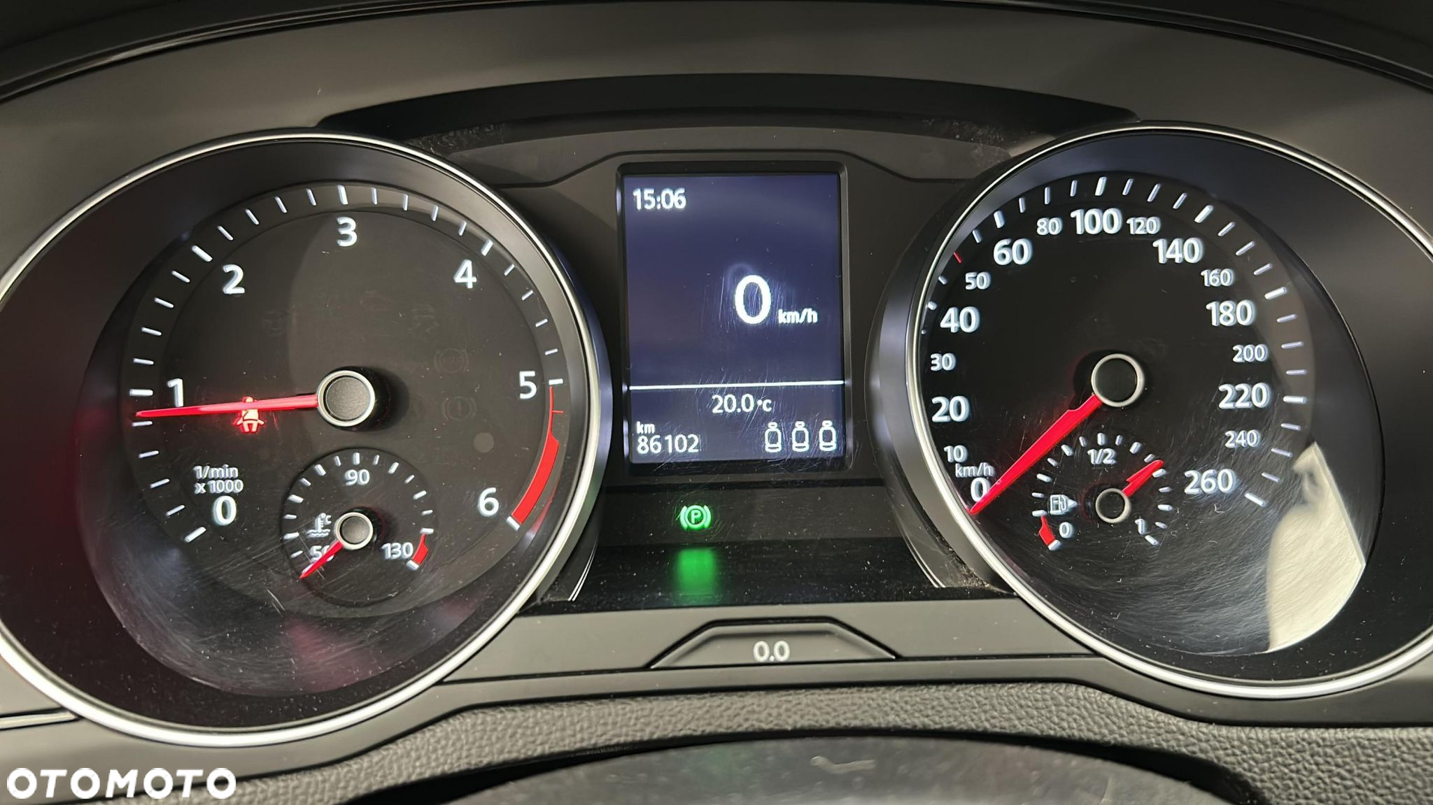 Volkswagen Passat - 14