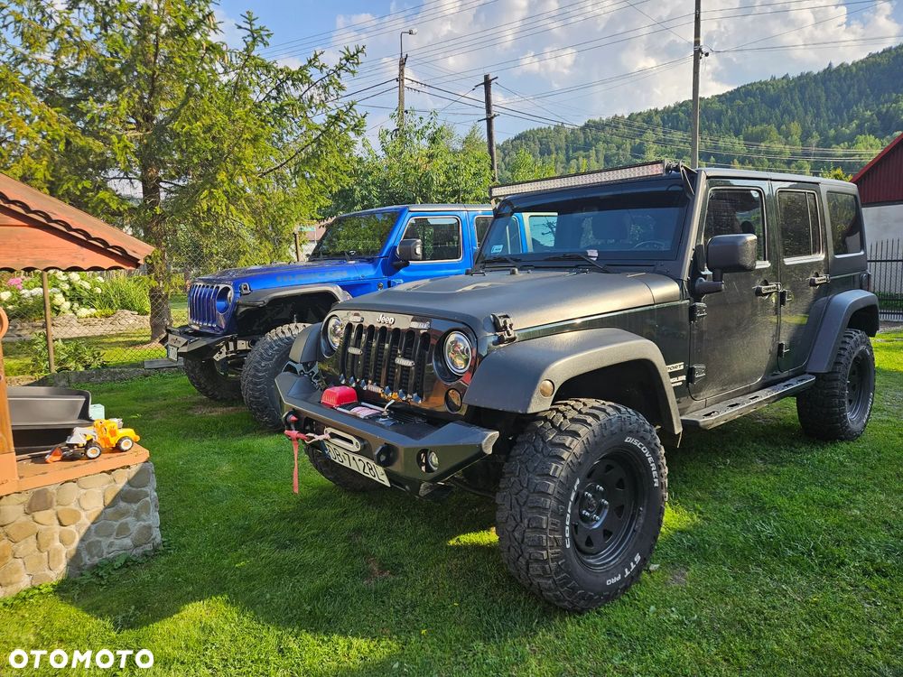Jeep Wrangler 2.8 CRD Unlim Sport - 9