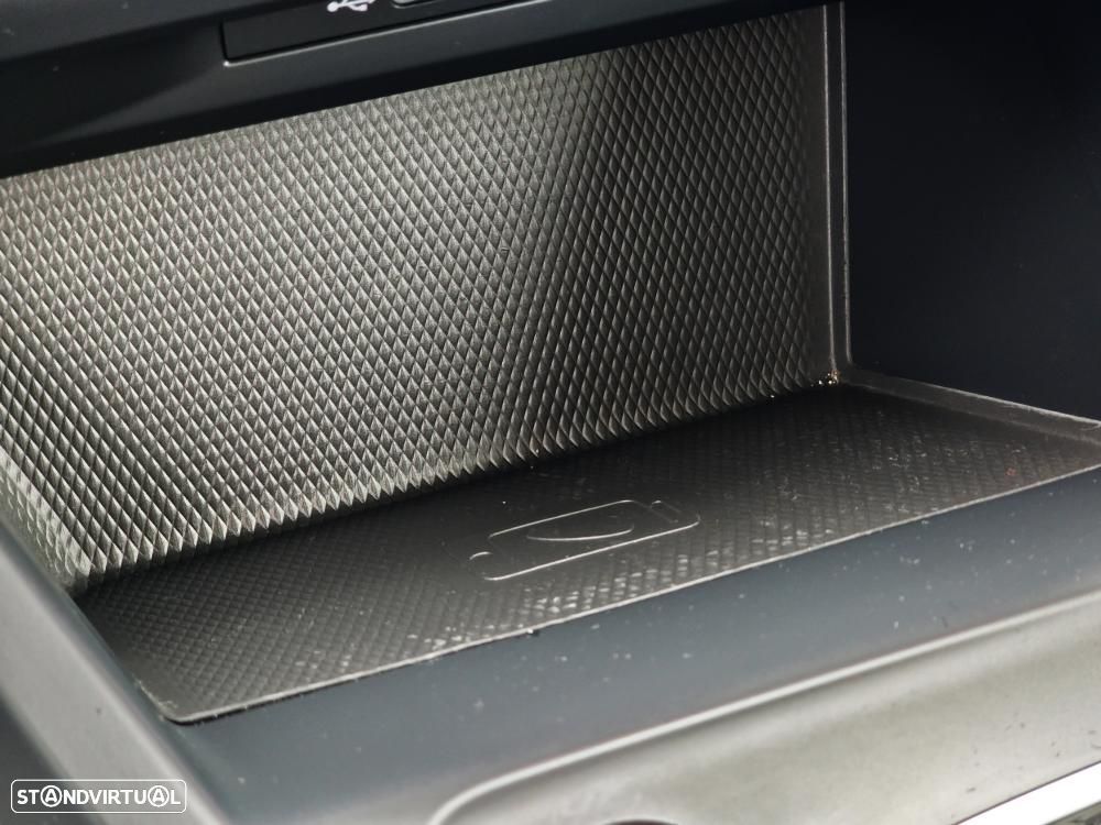 VW Golf Variant 2.0 TDi Conceptline - 22