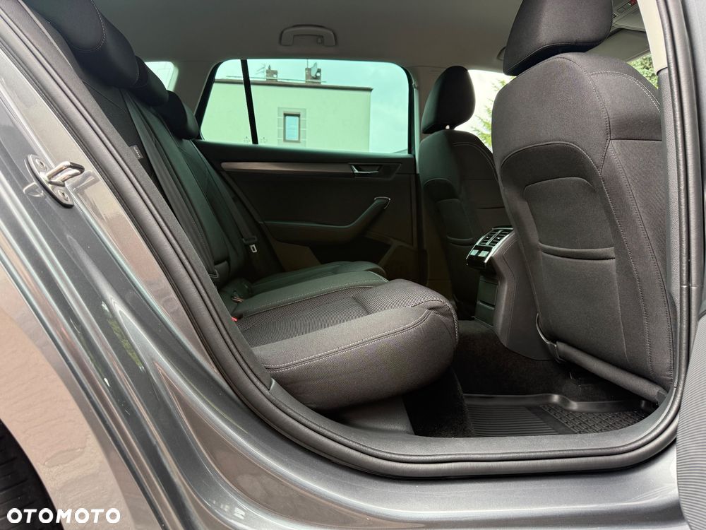 Skoda Superb 2.0 TSI Style DSG - 22