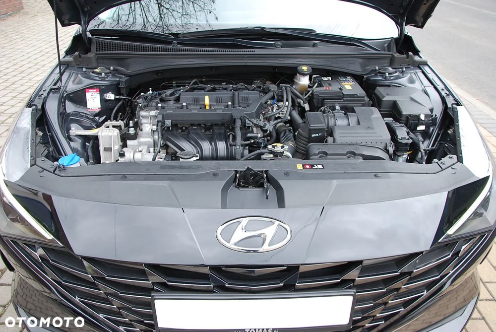 Hyundai Elantra 1.6 Smart CVT - 33