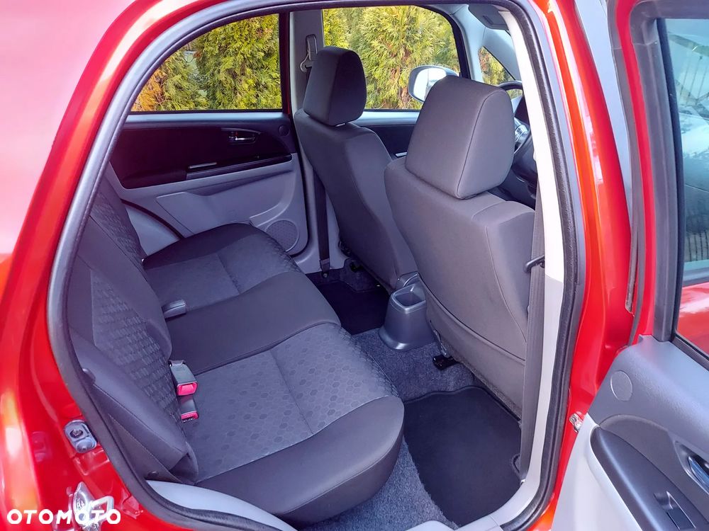 Suzuki SX4 2.0 DDiS 4x4 Style - 29