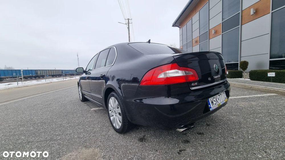 Skoda Superb 3.6 FSI 4x4 Platinum DSG - 8