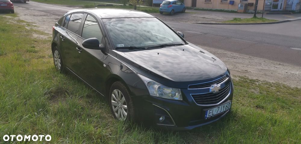 Chevrolet Cruze 1.8 Base - 16