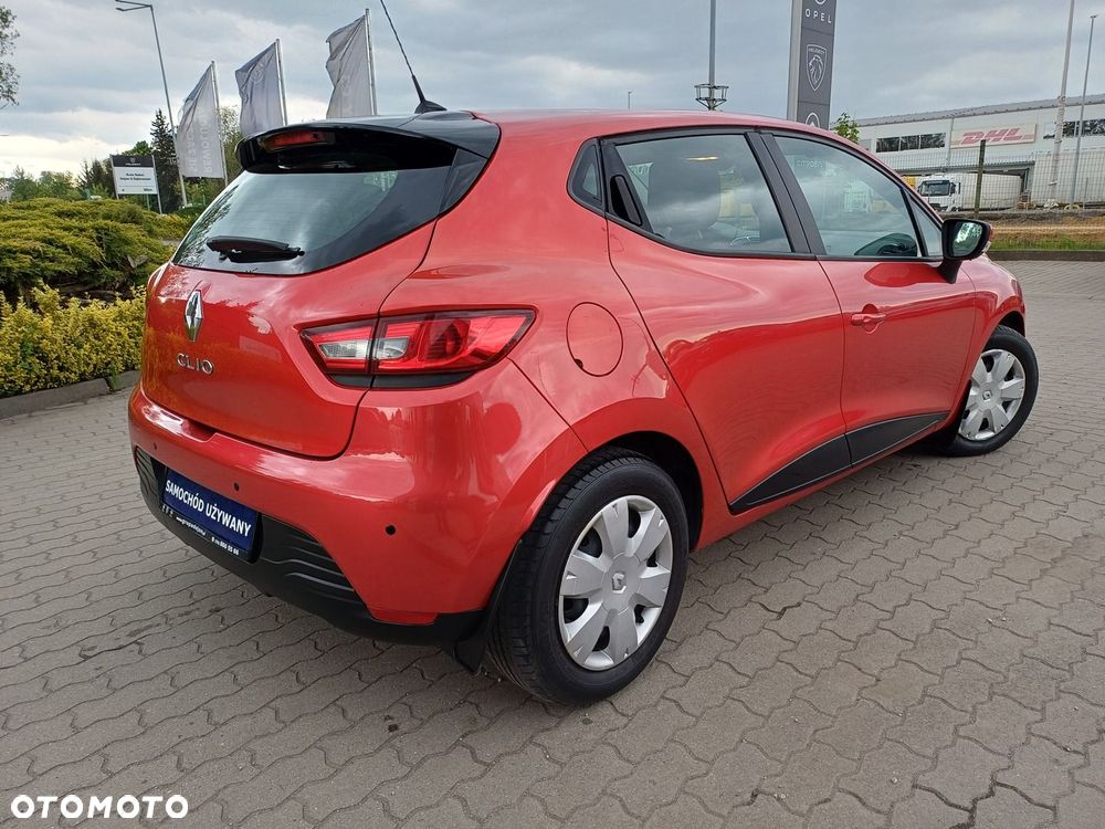 Renault Clio 1.2 16V Authentique - 6