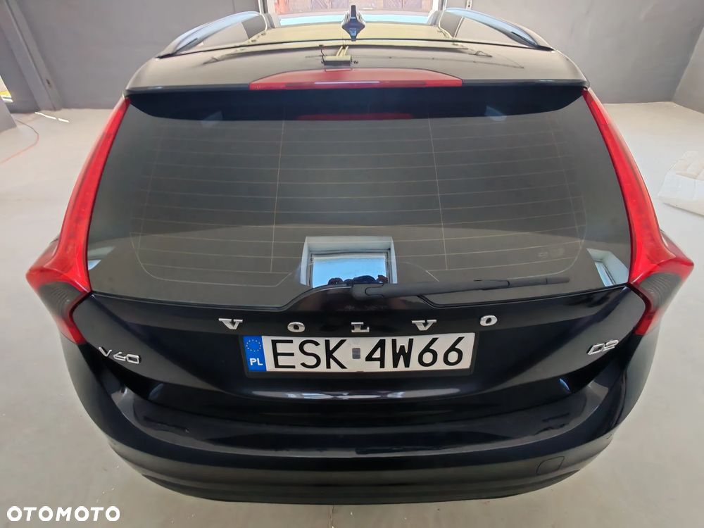 Volvo V60 D2 Drive-E Kinetic - 8