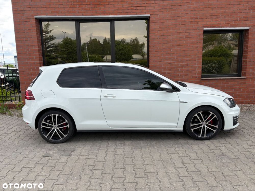 Volkswagen Golf GTD 2.0 TDI SCR DSG - 22