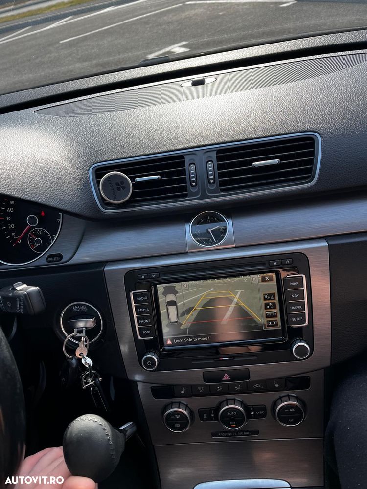 Volkswagen Passat 2.0 TDI Blue TDI DSG Highline - 14