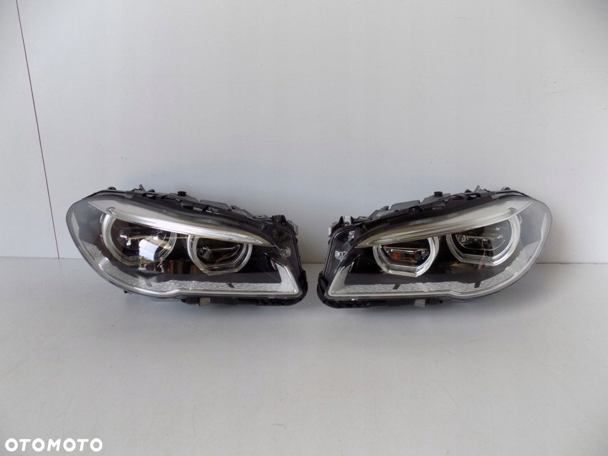 BMW 5 F10 Lampa przednia Adaptive LED R / L 11464 - 1