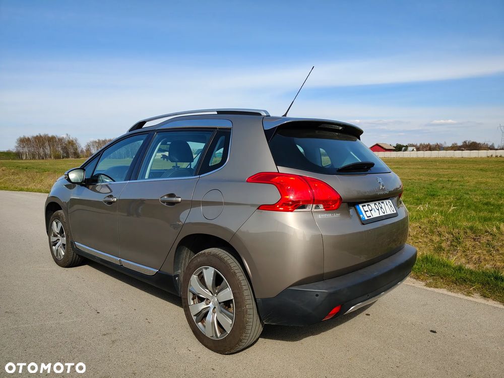 Peugeot 2008 PureTech 110 Stop&Start Allure - 2