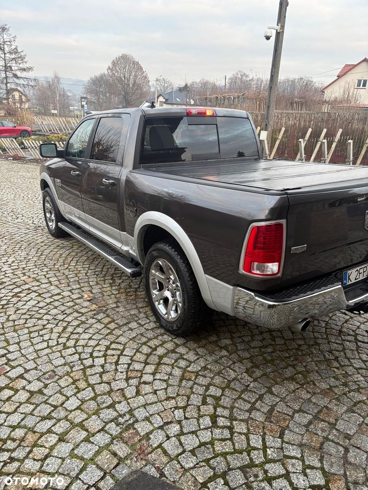 Dodge RAM 5.7 4x4 - 10