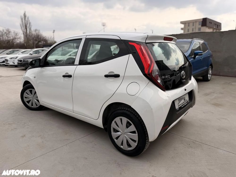 Toyota Aygo 1.0 VVY-I 5 usi X-connect - 7