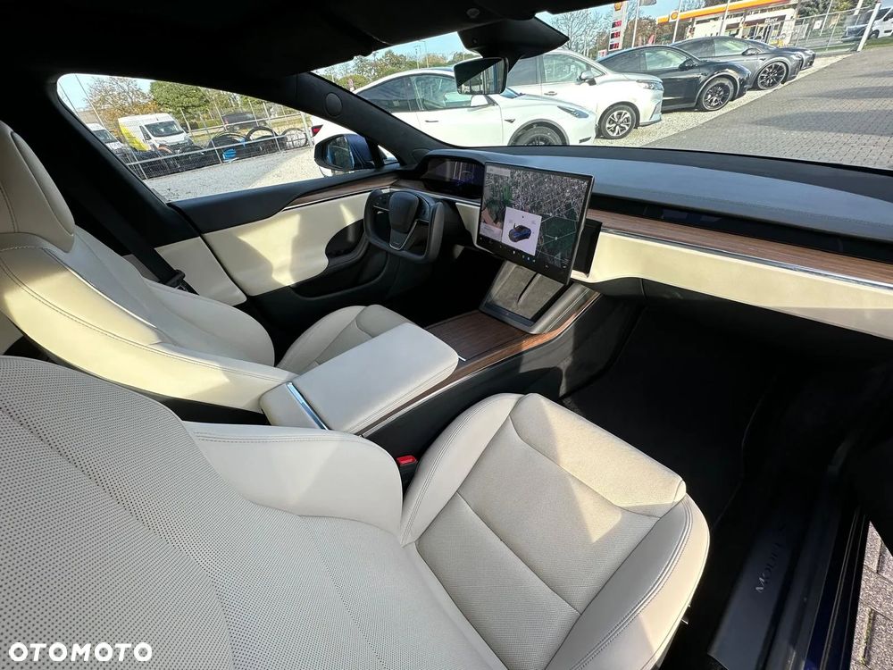 Tesla Model S Long Range - 18