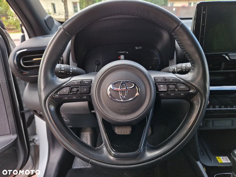 Toyota Yaris Cross Hybrid 1.5 Executive - 18
