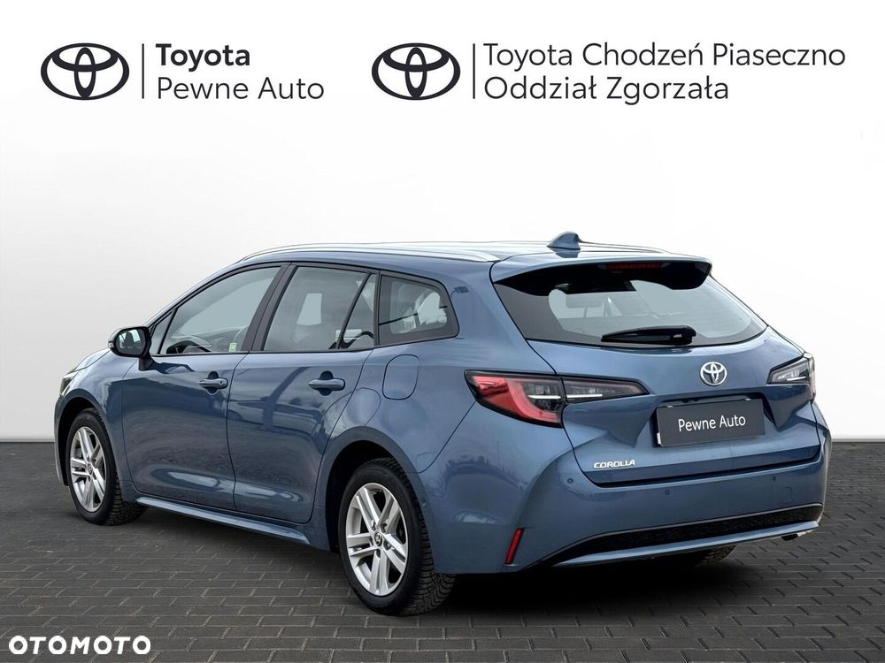 Toyota Corolla - 4
