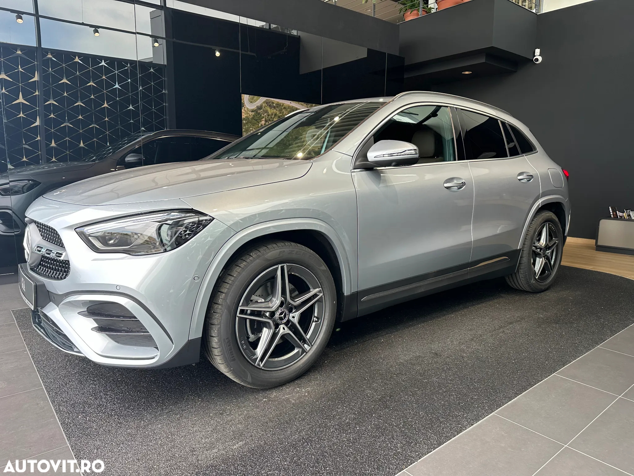 Mercedes-Benz GLA 200 d 4Matic 8G-DCT AMG Line - 6
