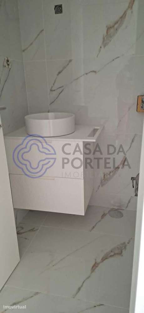 Moradia T3 térrea nova  em Escapães - Grande imagem: 4/47